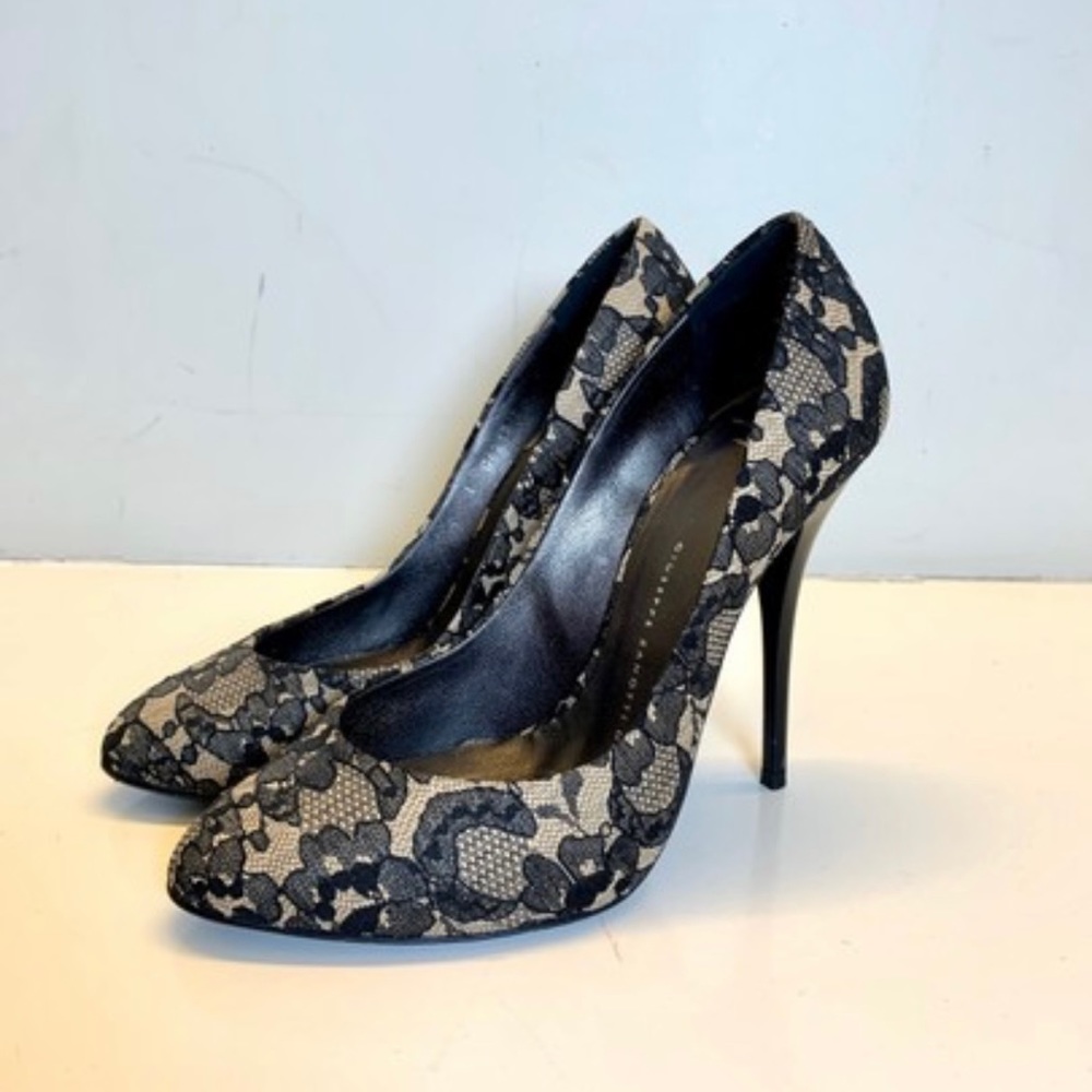 Giuseppe Zanotti Black Lace Pumps in Size 36